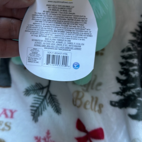 Brand new with tags Joelle from the squishmellow collection - Picture 3 of 5